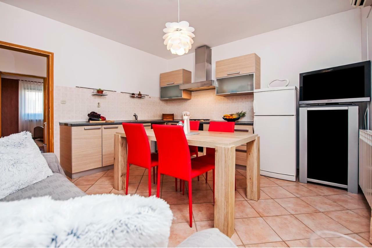 רוביני Apartman Lamanova מראה חיצוני תמונה