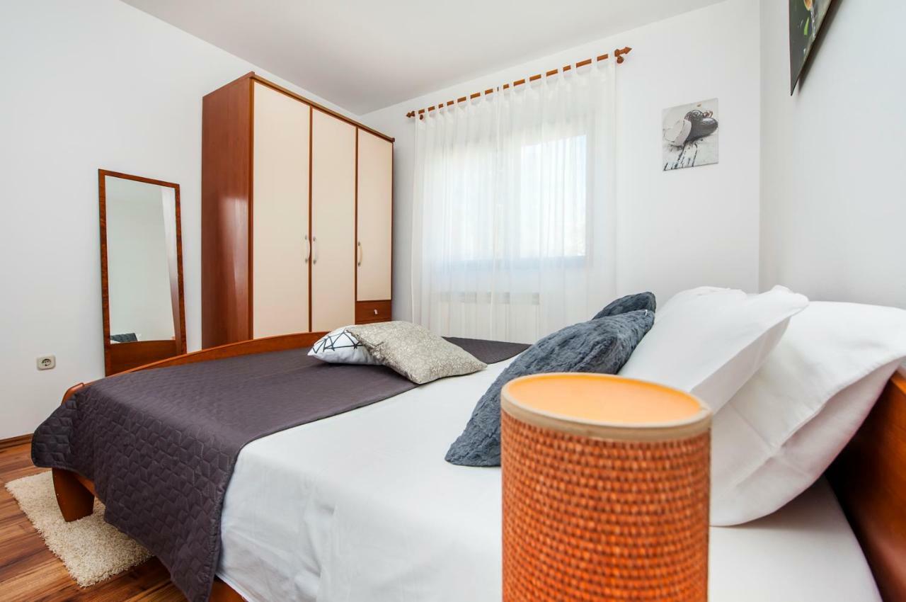 רוביני Apartman Lamanova מראה חיצוני תמונה