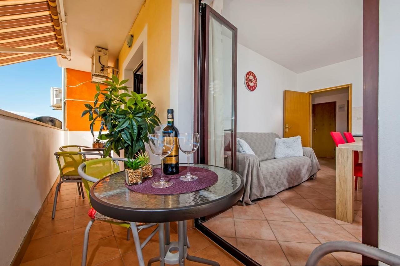 רוביני Apartman Lamanova מראה חיצוני תמונה
