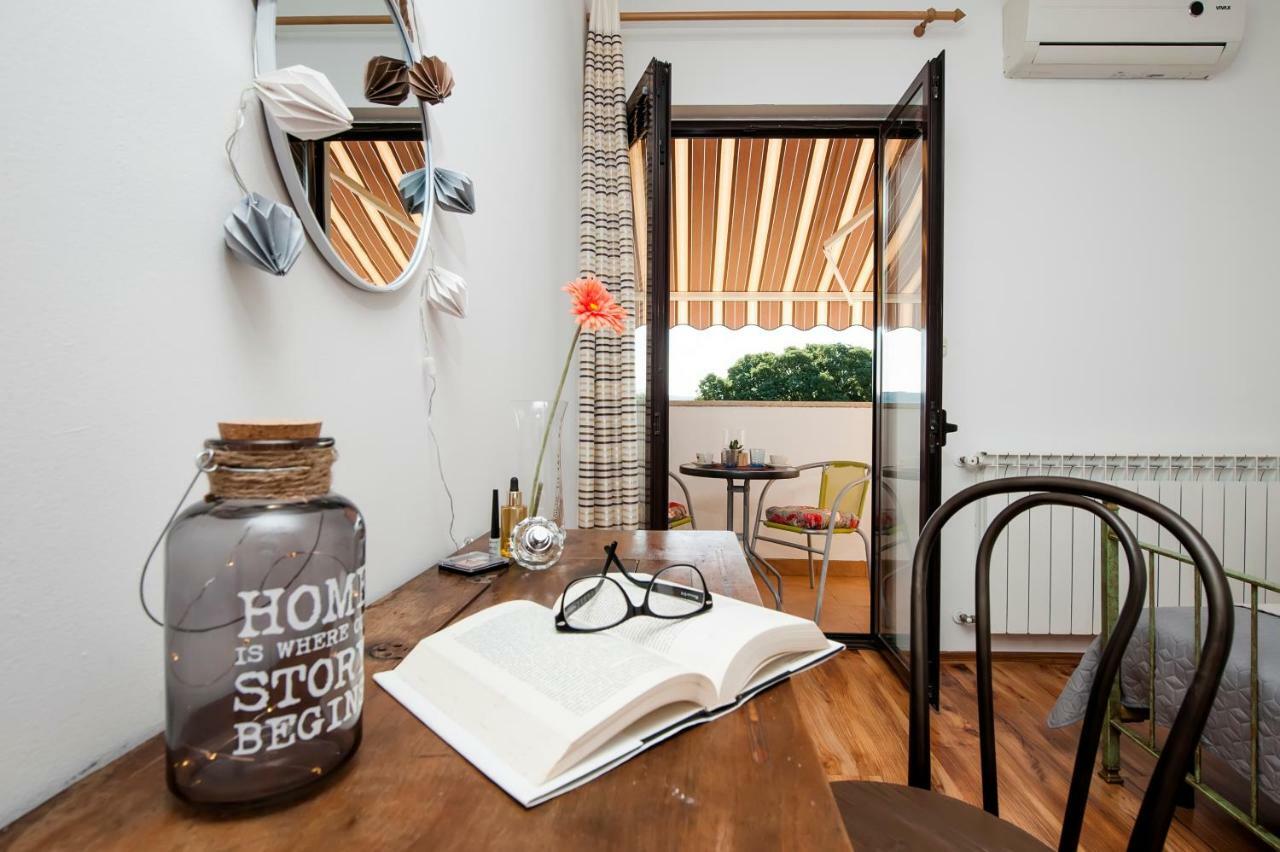רוביני Apartman Lamanova מראה חיצוני תמונה